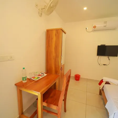 Prakruthi Residency Munroeisland Apartment Mundrothuruth Exterior photo