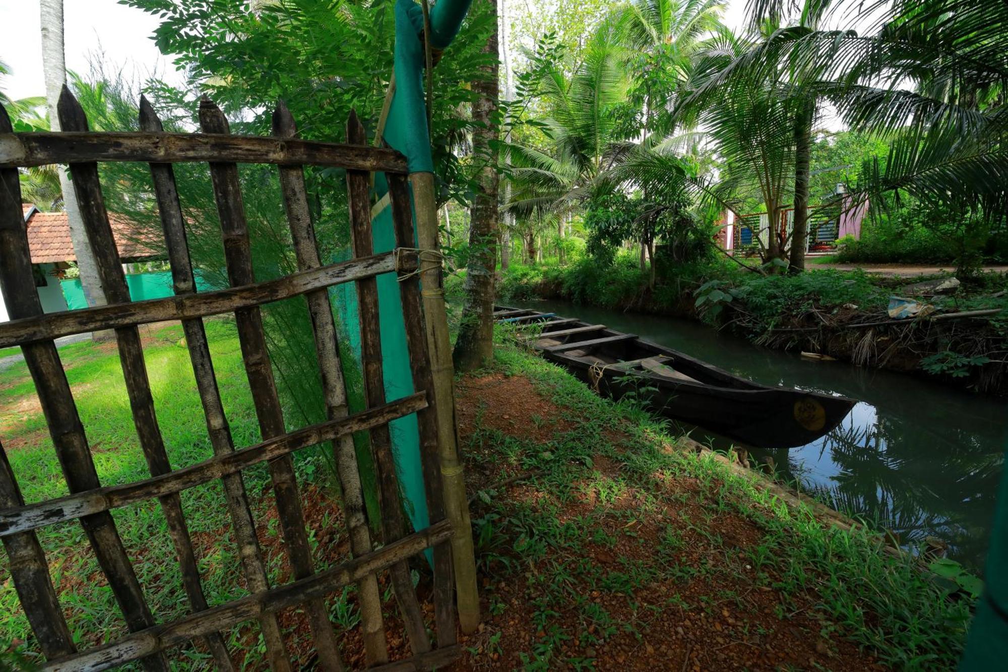 Prakruthi Residency Munroeisland *