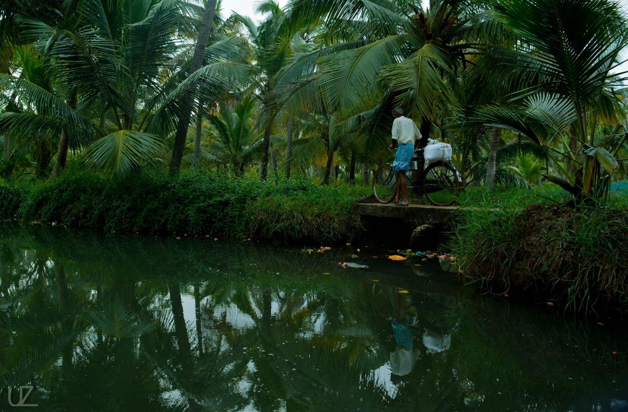 Prakruthi Residency Munroeisland Homestay
