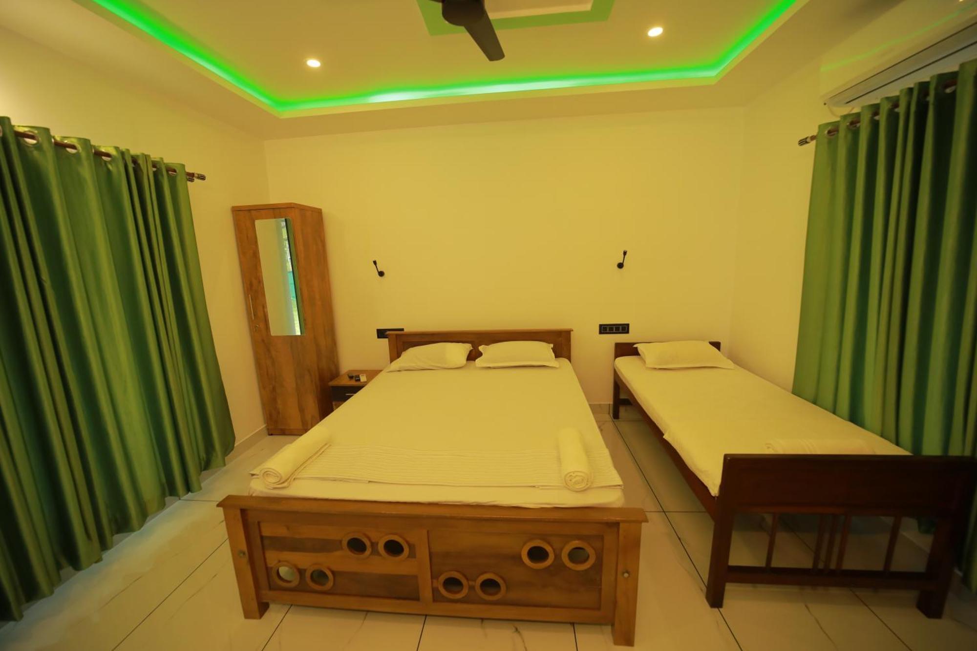 Prakruthi Residency Munroeisland * Mundrothuruth