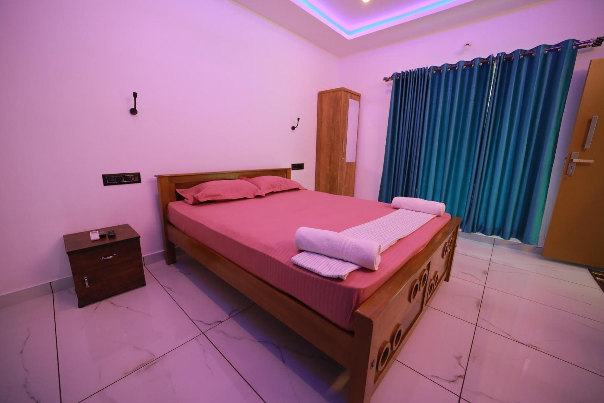 Prakruthi Residency Munroeisland *