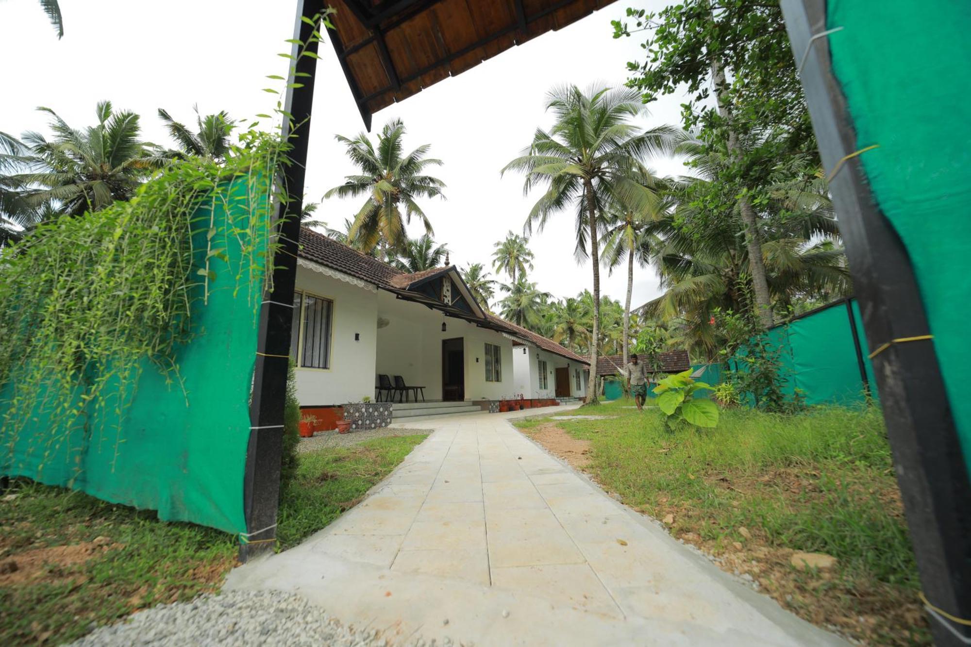 Prakruthi Residency Munroeisland * Mundrothuruth